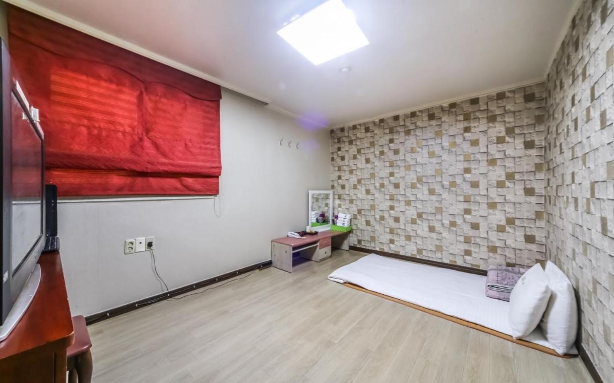 J Motel Gwangalli Busan Exterior photo